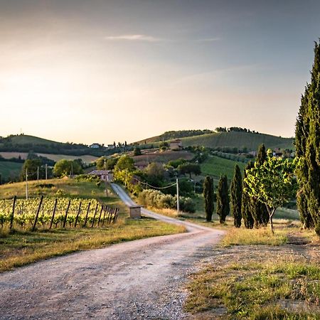 Recchi Franceschini Bike Hotel Last - Minute - Availability Montalto delle Marche Экстерьер фото